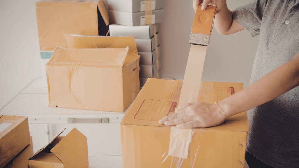 Self-Storage-Packing-Tips-1024x576